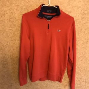 Vineyard Vines pullover size men’s XS